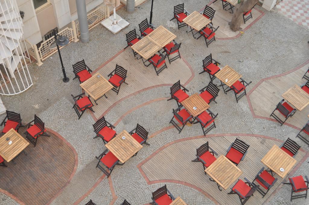 Almena City マルマリス エクステリア 写真